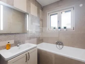 Prodej rodinného domu, Kněžmost - Koprník, Koprník, 152 m2