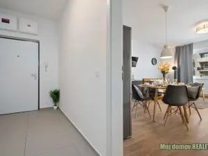 Pronájem bytu 2+kk, Praha - Hloubětín, Laponská, 49 m2