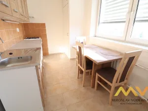 Pronájem bytu 1+1, Hradec Králové, Pospíšilova, 37 m2