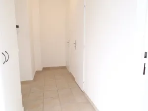 Pronájem bytu 1+1, Hradec Králové, Pospíšilova, 37 m2