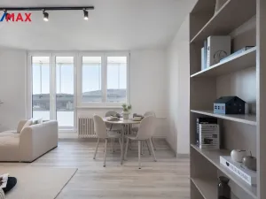 Prodej bytu 3+1, Meziboří, J. A. Komenského, 67 m2