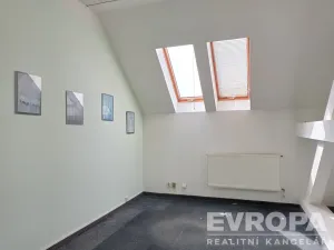 Pronájem skladu, Liberec - Liberec III-Jeřáb, Hanychovská, 10 m2