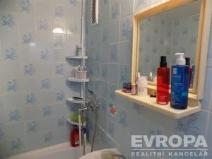 Prodej bytu 2+1, Pardubice - Zelené Předměstí, nábřeží Závodu míru, 53 m2