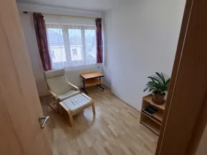 Pronájem bytu 4+1, Praha - Hostavice, Nežárská, 95 m2