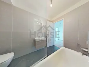 Prodej bytu 2+kk, Praha, Stočesova, 54 m2