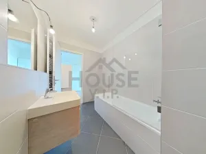 Prodej bytu 2+kk, Praha, Stočesova, 54 m2