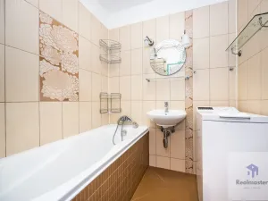 Pronájem bytu 2+1, Ústí nad Labem - Neštěmice, Studentská, 52 m2