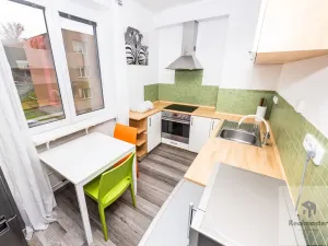 Pronájem bytu 2+1, Ústí nad Labem - Neštěmice, Studentská, 52 m2
