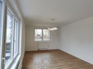 Prodej bytu 2+kk, Praha - Vysočany, Pod Harfou, 60 m2