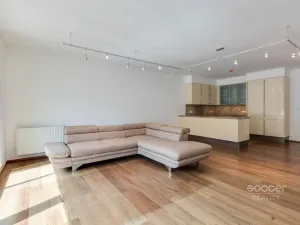 Pronájem bytu 4+kk, Praha - Břevnov, Šlikova, 156 m2