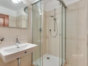 Pronájem bytu 4+kk, Praha - Břevnov, Šlikova, 156 m2