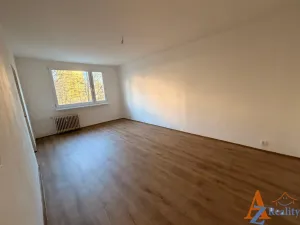 Pronájem bytu 2+1, Chomutov, Jirkovská, 65 m2