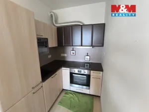 Pronájem bytu 1+kk, Praha - Horní Měcholupy, Mantovská, 31 m2