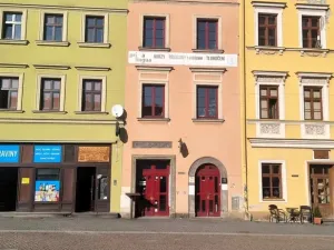 Pronájem obchodního prostoru, Opava, Dolní náměstí, 194 m2