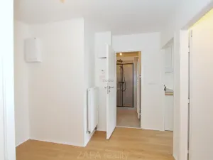 Pronájem bytu 3+kk, Praha - Holešovice, Ortenovo náměstí, 62 m2