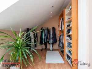 Prodej rodinného domu, Malonty - Jaroměř, 200 m2