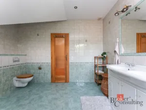 Prodej rodinného domu, Malonty - Jaroměř, 193 m2