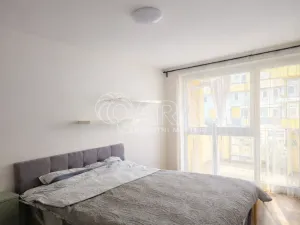 Pronájem bytu 2+kk, Praha - Vysočany, Pod Harfou, 52 m2