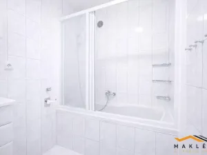 Pronájem bytu 3+1, Jindřichův Hradec - Jindřichův Hradec IV, Mládežnická, 79 m2