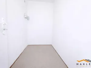 Pronájem bytu 3+1, Jindřichův Hradec - Jindřichův Hradec IV, Mládežnická, 79 m2