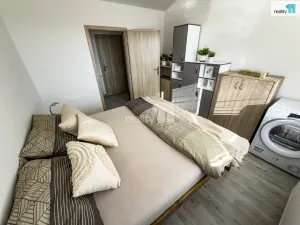 Prodej bytu 3+kk, Lošany, 64 m2