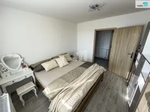 Prodej bytu 3+kk, Lošany, 64 m2