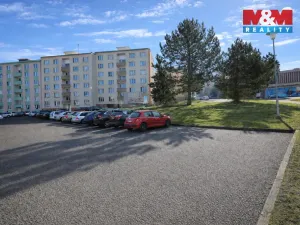 Prodej bytu 1+1, Karlovy Vary - Stará Role, Školní, 35 m2