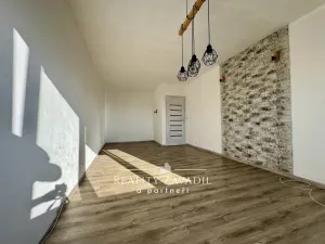 Pronájem bytu 2+1, Karviná, Divišova, 58 m2