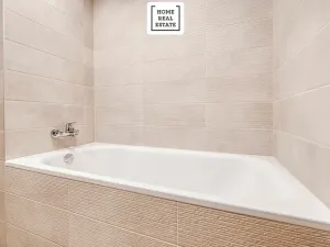 Pronájem bytu 2+kk, Praha - Vysočany, Kolbenova, 55 m2