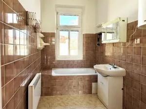 Prodej bytu 2+1, Mariánské Lázně, Lužická, 70 m2