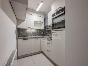 Pronájem bytu 1+kk, Praha, Květnická, 38 m2