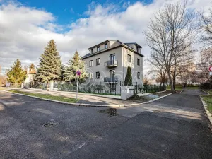 Pronájem bytu 1+kk, Praha, Květnická, 38 m2