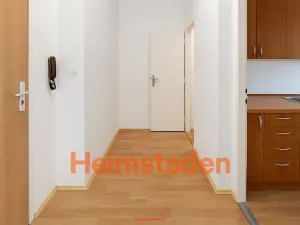 Pronájem bytu 1+1, Orlová - Lutyně, Osvobození, 36 m2