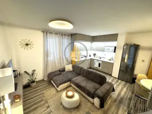 Prodej bytu 4+kk, Jičín, Třešňová, 92 m2