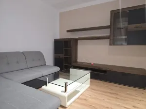 Pronájem bytu 1+1, Krupka, Karla Čapka, 36 m2