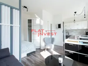 Pronájem bytu 1+kk, Praha - Kobylisy, Vršní, 28 m2