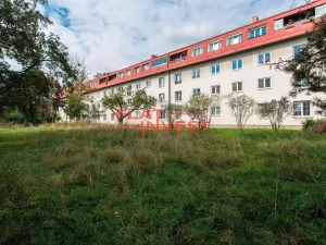 Pronájem bytu 1+kk, Praha - Kobylisy, Vršní, 28 m2