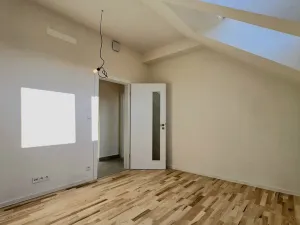 Pronájem bytu 2+kk, Dobřichovice, Souběžná, 62 m2
