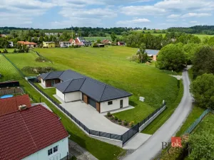 Prodej rodinného domu, Nová Ves, 351 m2
