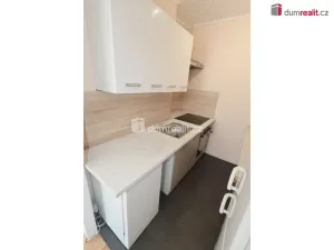 Pronájem bytu 2+kk, Praha - Letňany, Malkovského, 42 m2