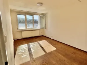Pronájem bytu 2+kk, Jince, Zborovská, 45 m2