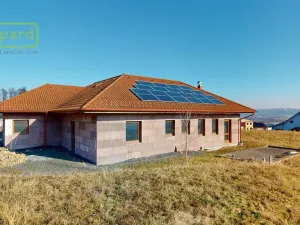 Prodej rodinného domu, Krupka - Unčín, Polní, 200 m2