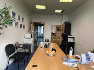 Pronájem kanceláře, Praha - Krč, Nová cesta, 308 m2