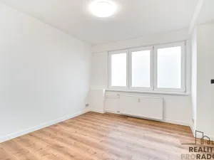 Prodej bytu 2+kk, Ostrava, Průběžná, 45 m2