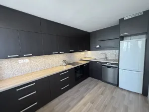 Pronájem bytu 3+kk, Pardubice, Bělehradská, 76 m2