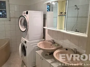 Pronájem rodinného domu, Praha - Nebušice, V březinkách, 365 m2