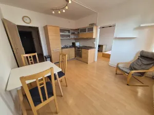 Pronájem bytu 2+kk, Brno, třída Generála Píky, 45 m2