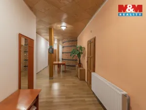 Prodej restaurace, Černotín, 2100 m2