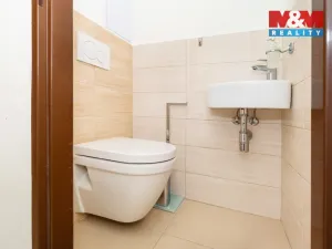 Prodej bytu 3+1, Pardubice - Bílé Předměstí, Na Drážce, 70 m2