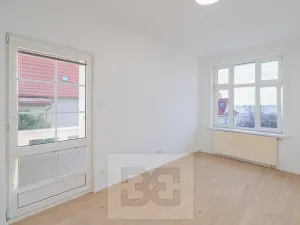 Pronájem bytu 3+1, Praha - Libeň, Na stráži, 110 m2